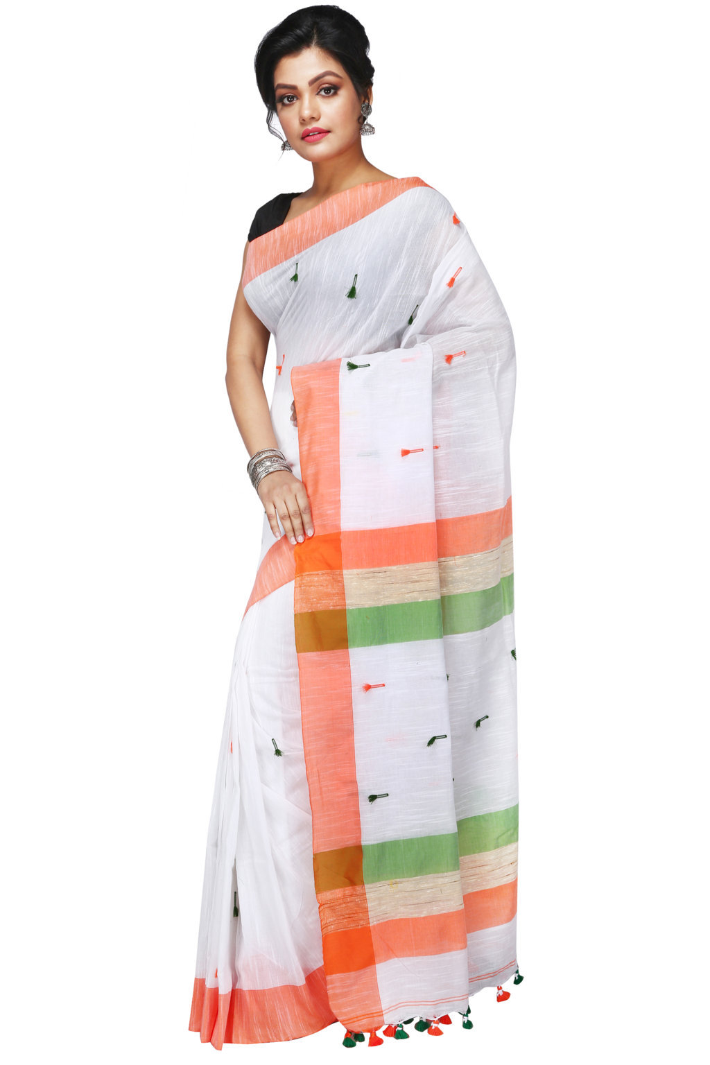 White Pure Cotton Clacial Desigined Hand Loom Saree (2861)